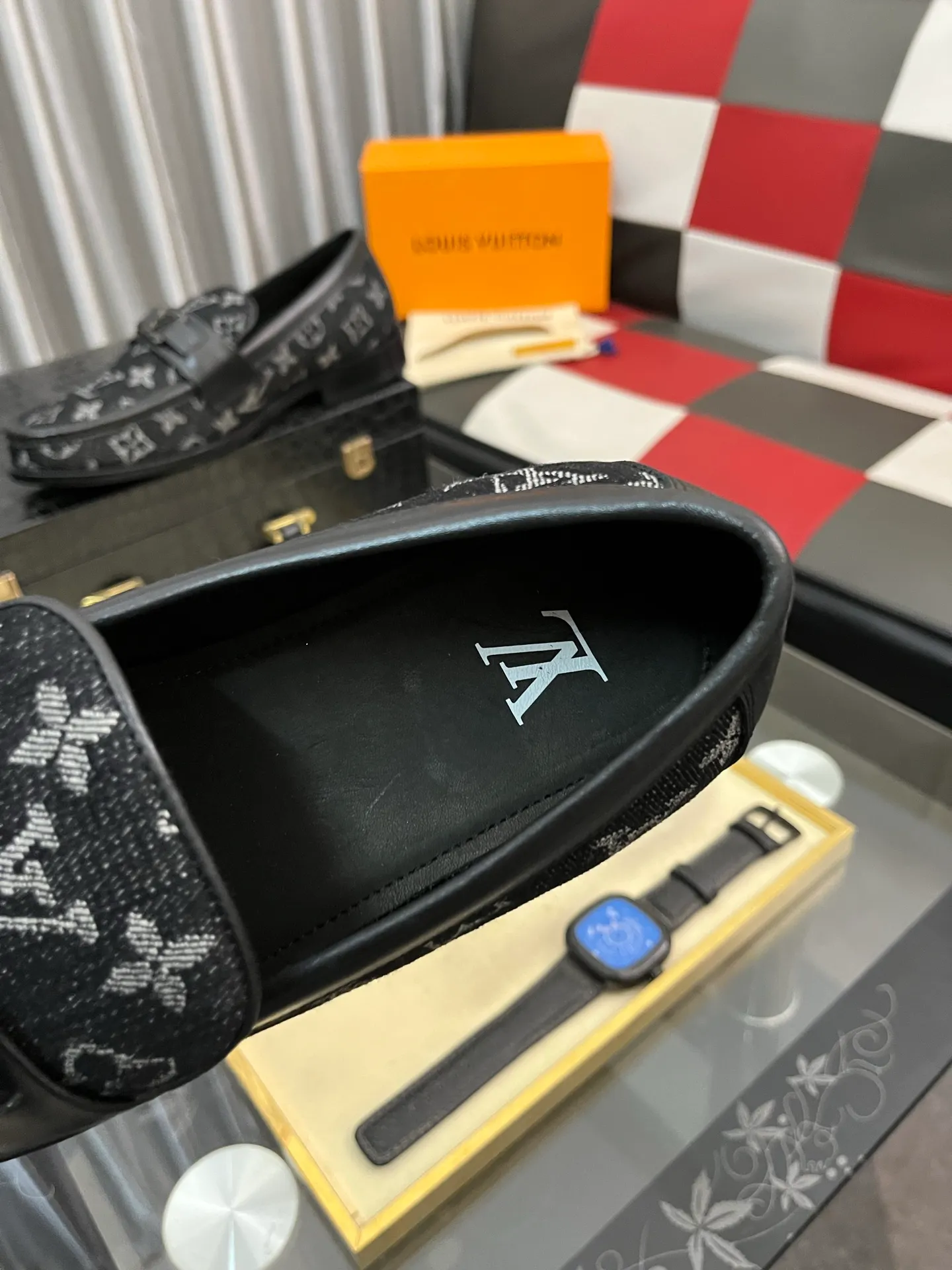 Men's Men's Shoes Men's Men's Shoes 💰520⌚️⌚️[LV] The most popular classic Louis Vuitton leather shoes. Synchronized with the official website, the upper adopts Italian imported upper embossing➕comfortable cowhide lining, fashionable atmosphere, unique brand and unique craftsmanship. Highlighting the hot style of the new year. Stop hesitating, stop wandering, get it now. Code number: 38--44. 3️⃣colors available